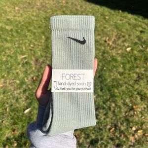 NWT Nike Hand Dyed Forest Gray Green Socks
